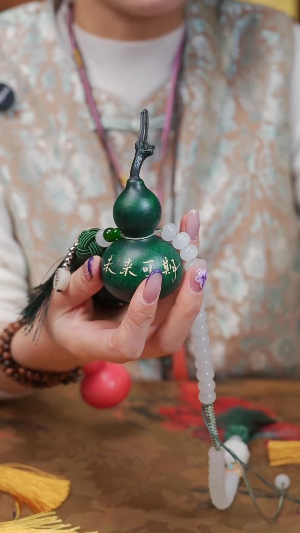 586漆艺工艺小葫芦29.9