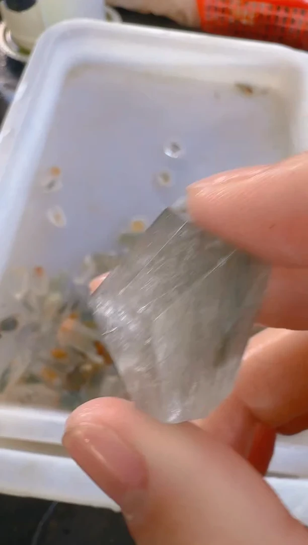 未镶嵌珠宝半成品水晶汉**比拉比，水晶