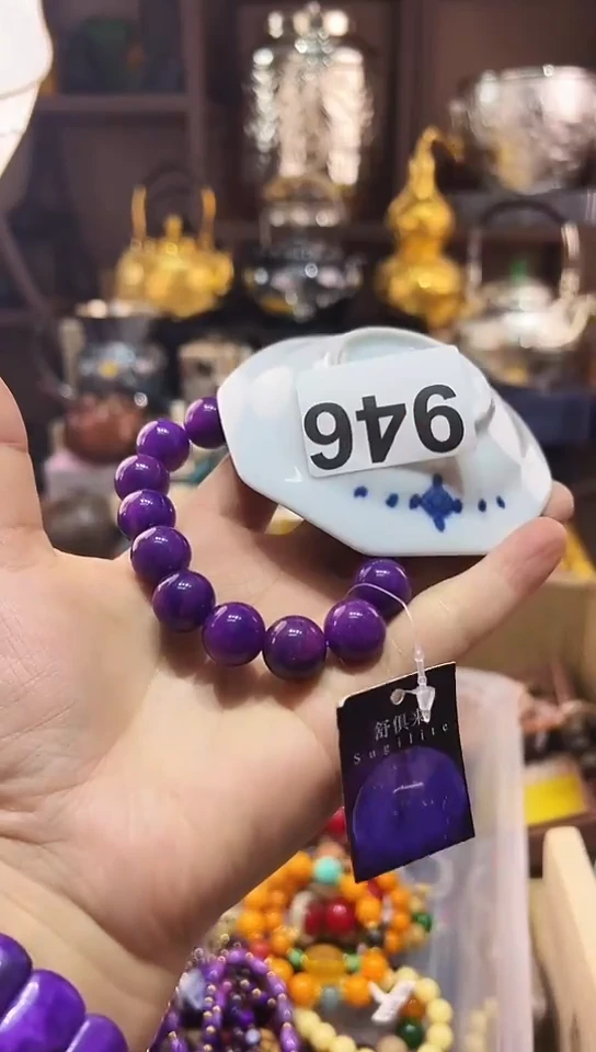 瓷片零**泠946