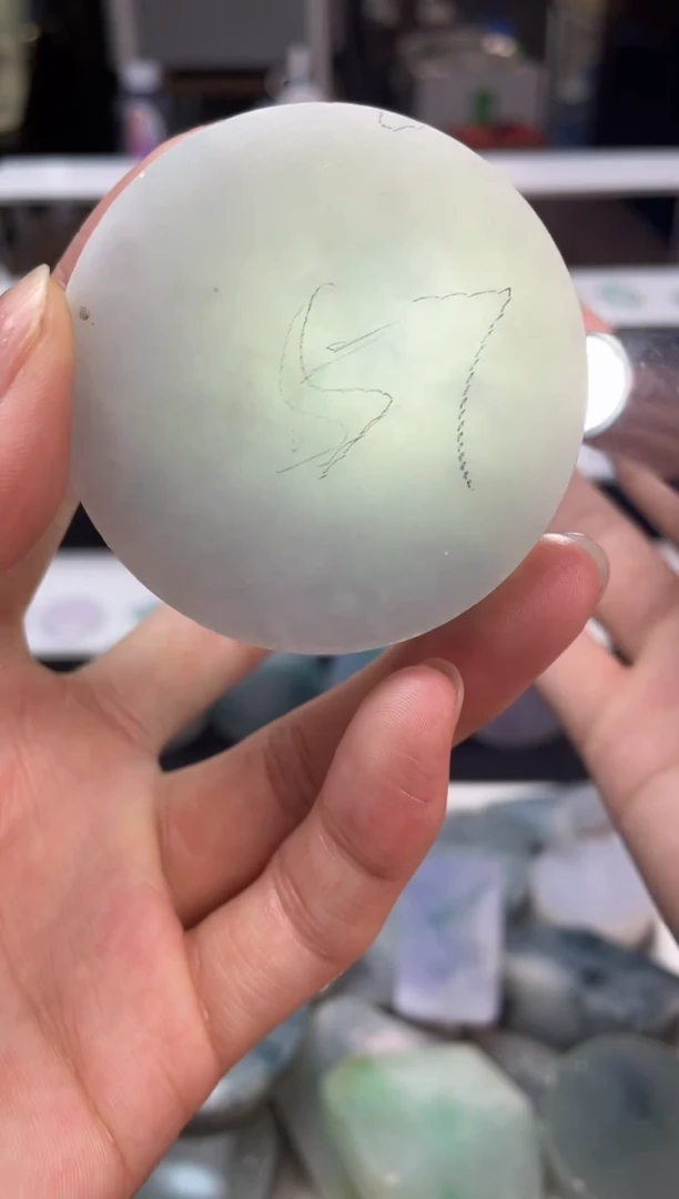 【闪购商品】翡翠把件未镶嵌Z 翡翠片料