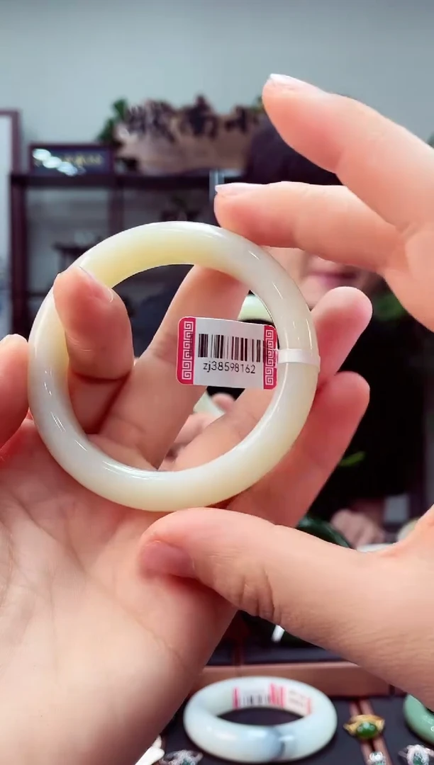 和田玉手镯未镶嵌53白玉38598162