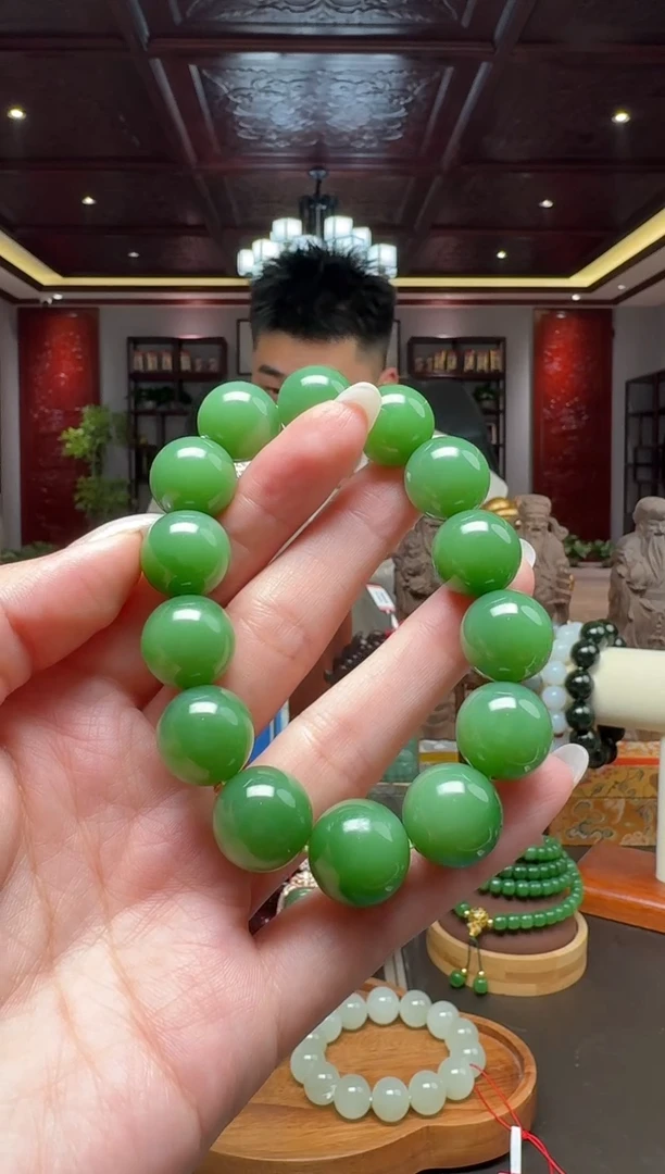 未镶嵌和田玉挂件by16