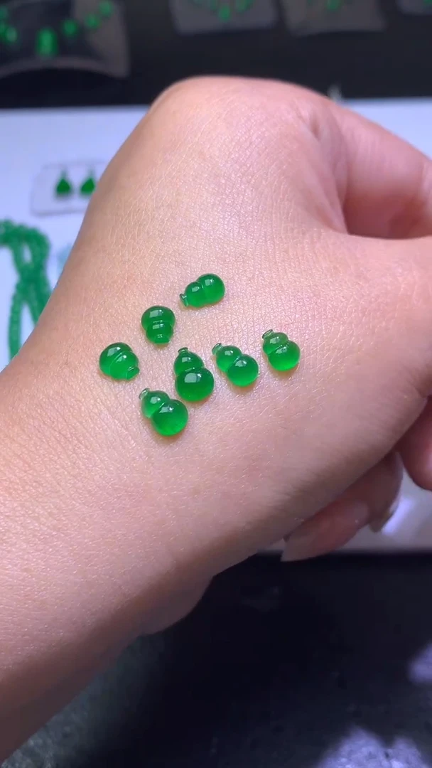 未镶嵌定制翡翠?*雅毛货