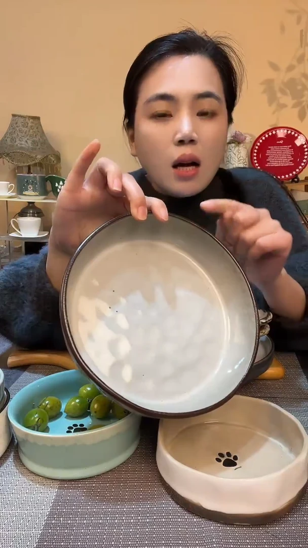 瓷片瑕疵款 7.8英寸异形麻点碗  介意勿拍