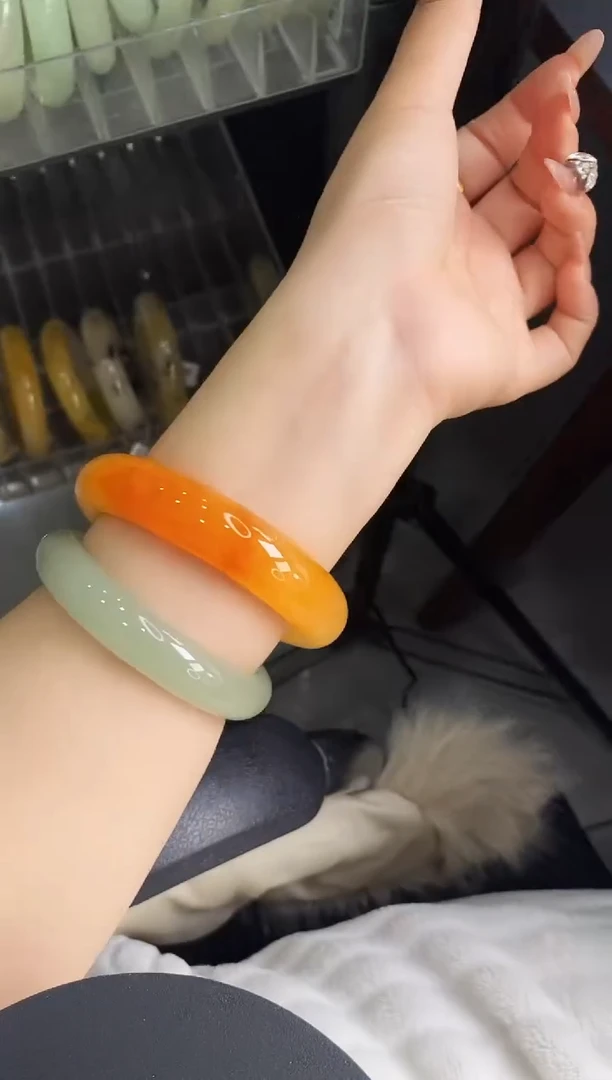 未镶嵌手镯石英质玉w212-HHB62+