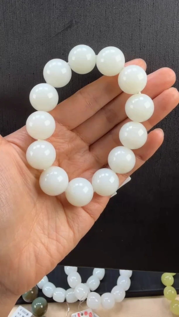 未镶嵌手串和田玉手串