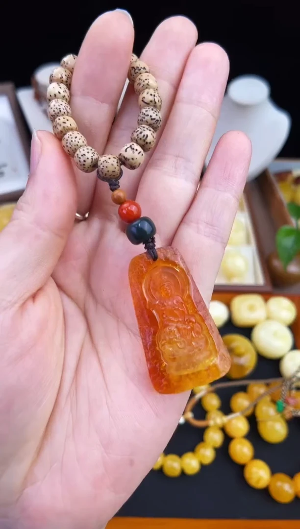 琥珀未镶嵌珠宝奇石柒月