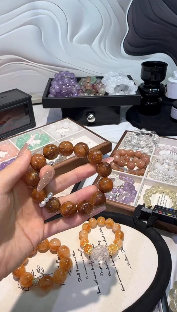 水晶手串未镶嵌胶花