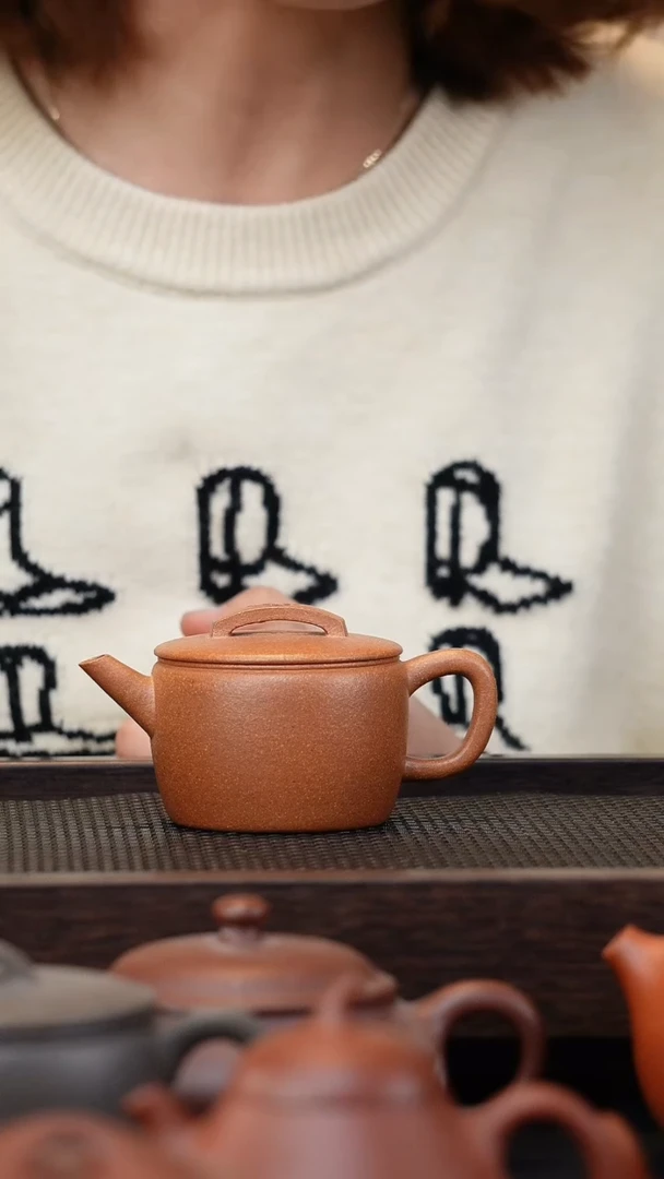 【闪购商品】紫砂茶壶微瑕老黄段汉瓦壶
