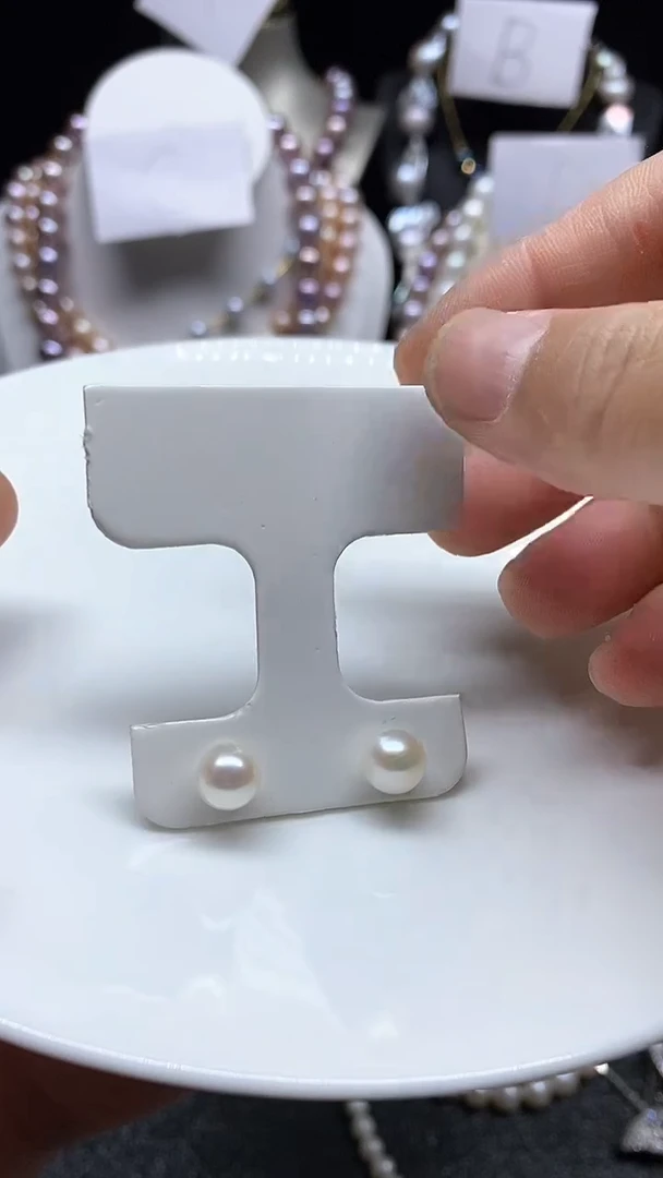 【闪购商品】淡水珍珠耳饰未镶嵌多人