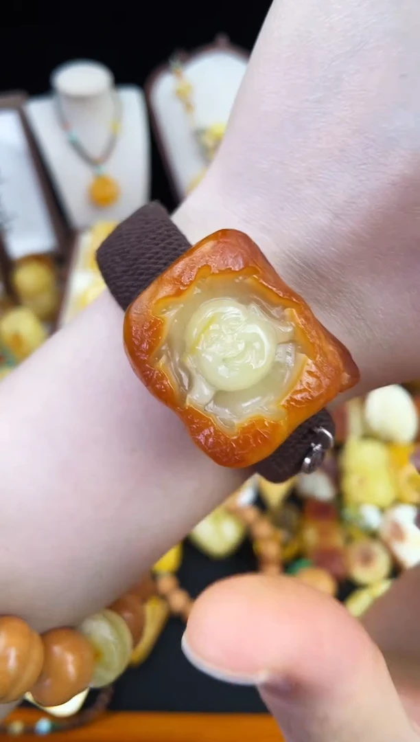 琥珀未镶嵌珠宝奇石柒月