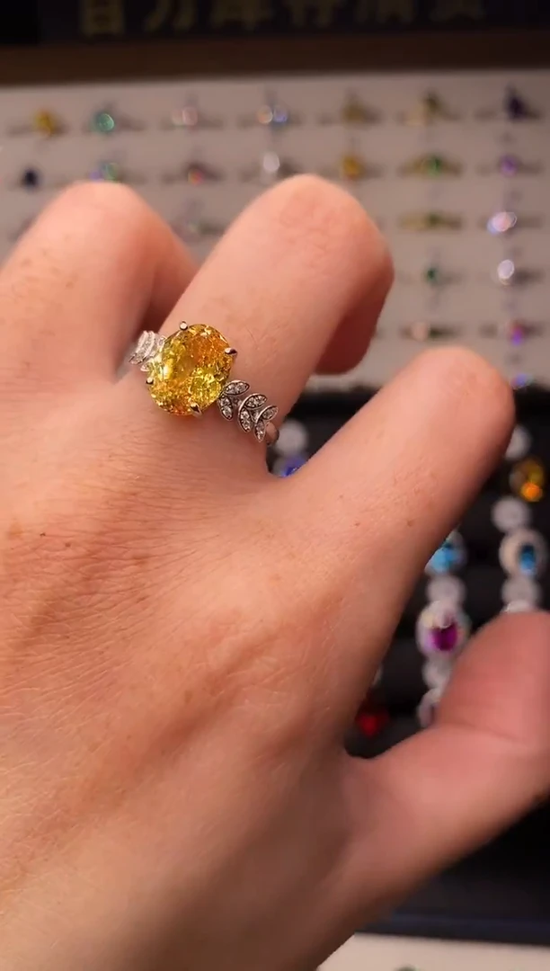 5克拉蓝宝石（处理）欧美风戒指