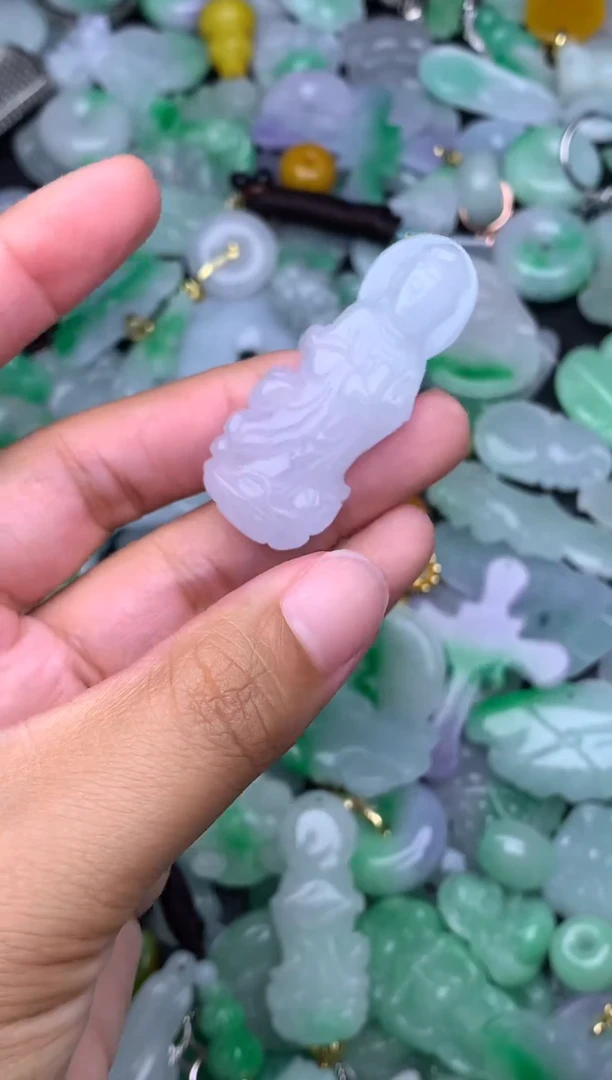 翡翠未镶嵌颈饰天然缅甸翡翠吊坠