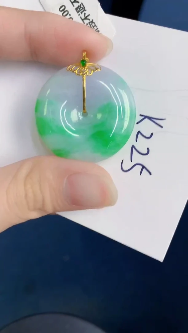 颈饰18K金镶嵌翡翠天然翡翠缅甸A货