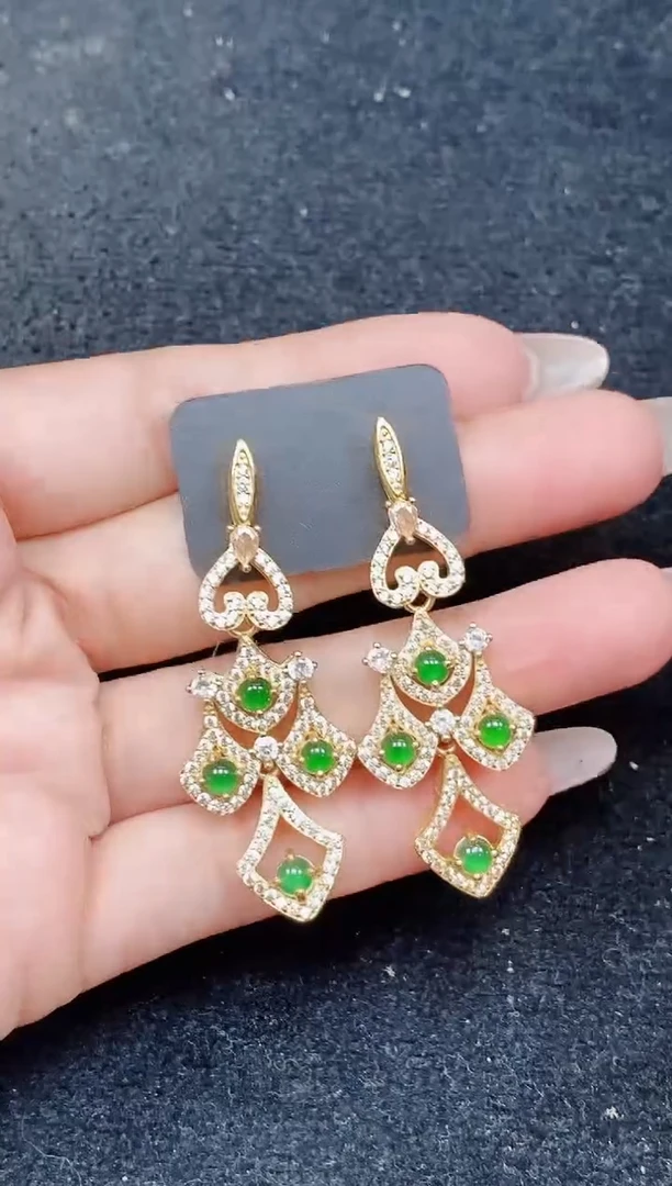 颈饰未镶嵌翡翠天然A货翡翠 保A保真