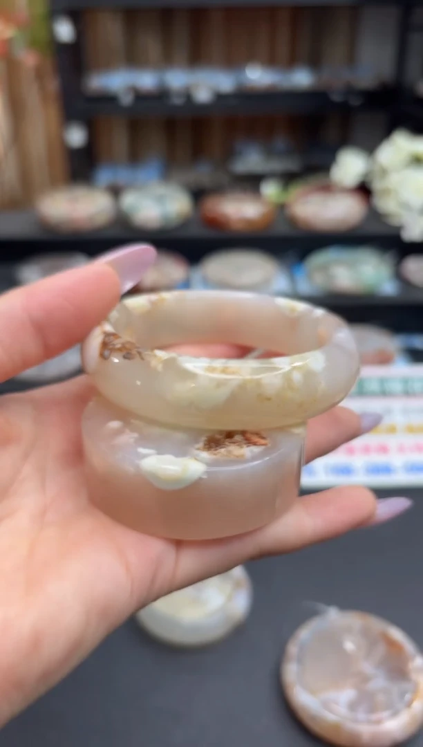 未镶嵌手镯石英质玉A338(56圈赠送镯心)