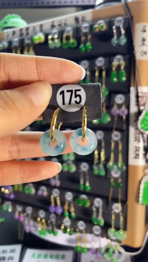 翡翠银S925镶嵌颈饰175....