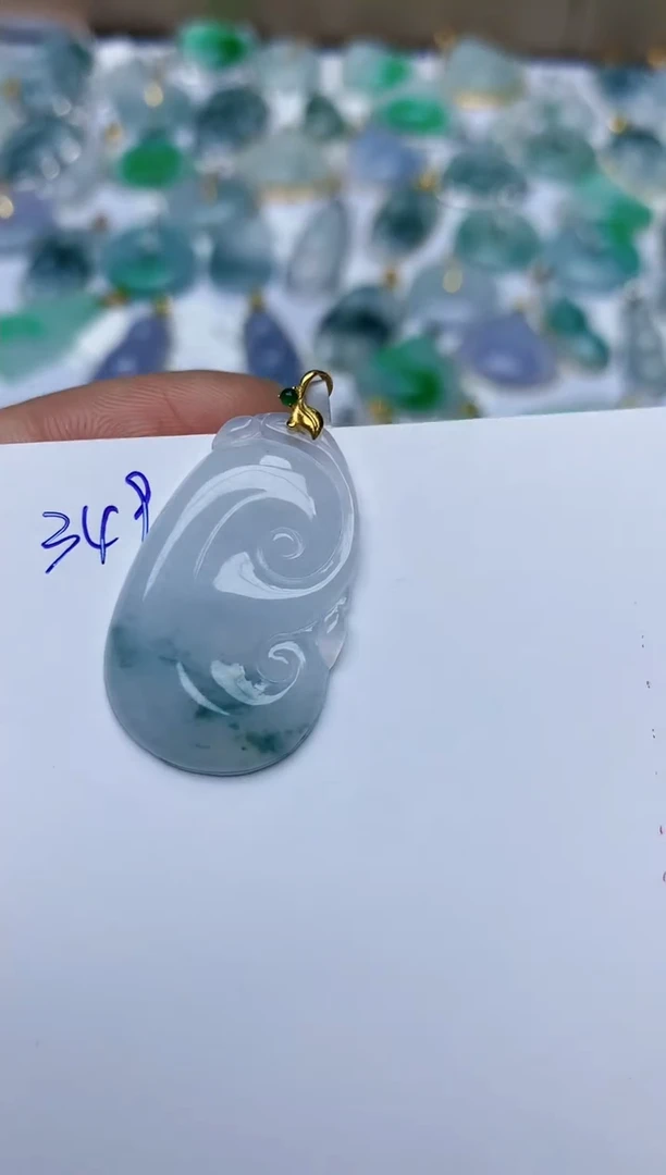 【闪购商品】翡翠颈饰18K金镶嵌天然翡翠A货