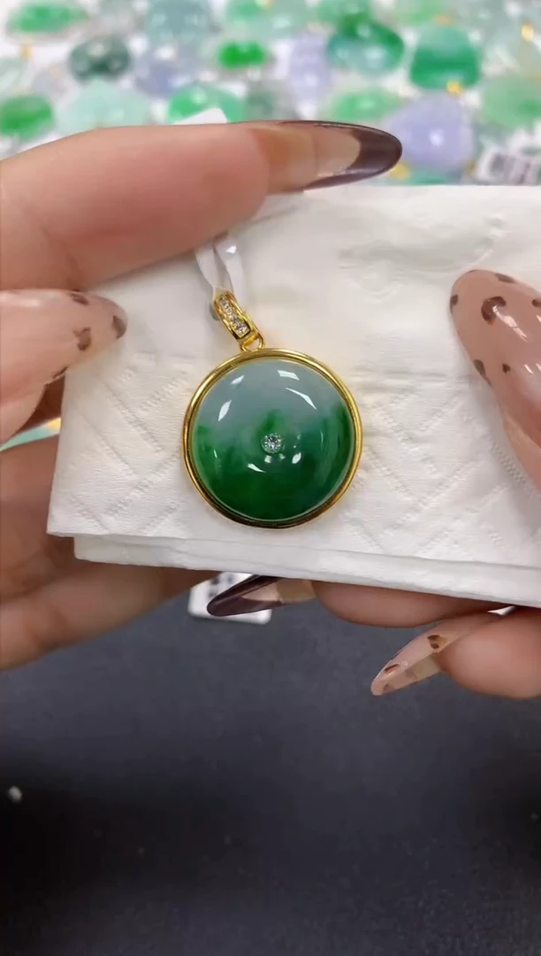 颈饰银S925镶嵌翡翠a货假一赔三支持复检百元上9元证书费自理