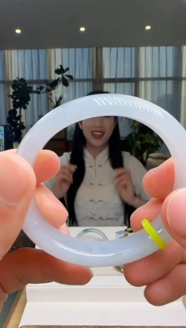 【闪购商品】翡翠手镯未镶嵌DY@@WS50224H043