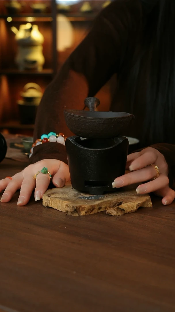 黑炒锅加黑炉子..