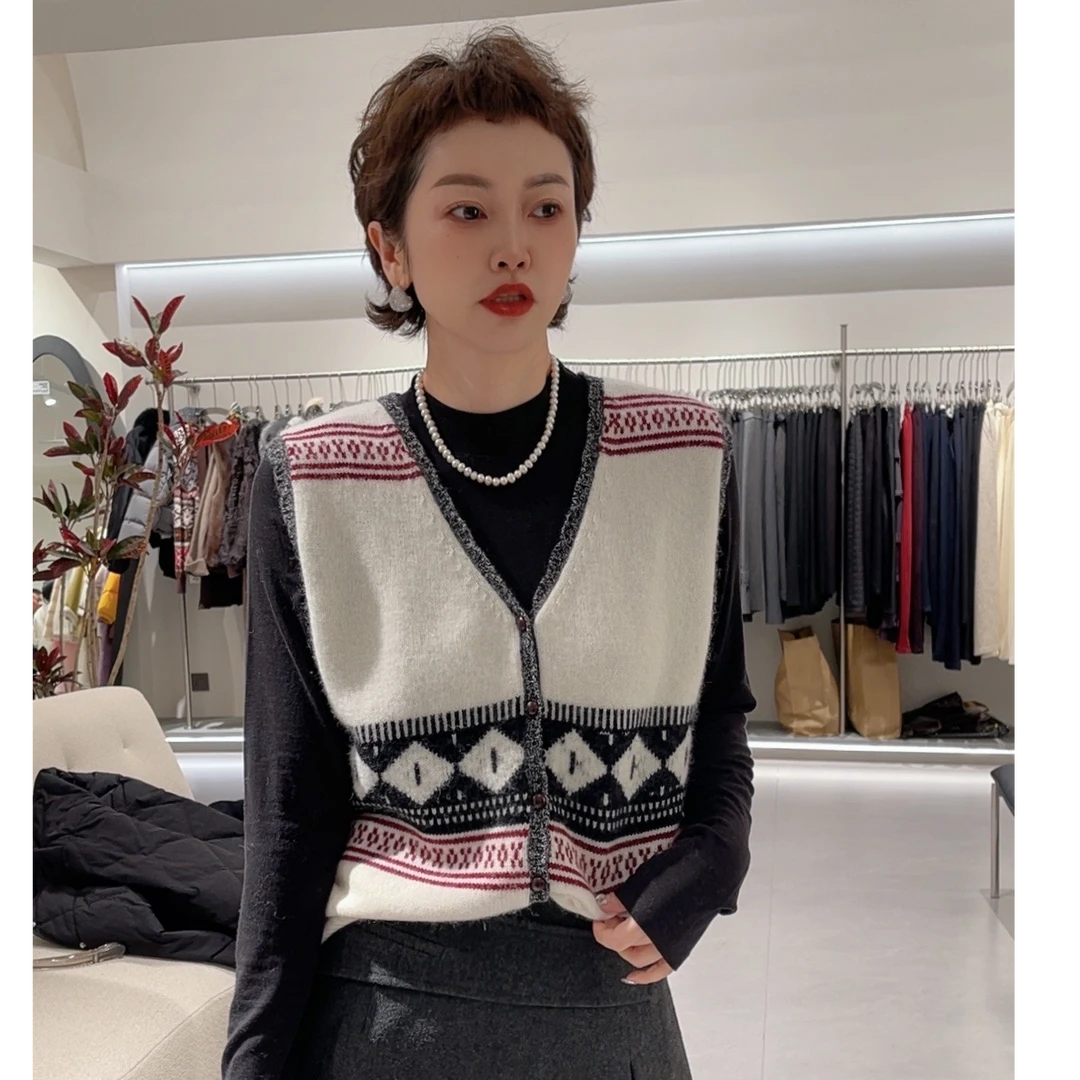 【DJGX】&大家闺秀“法式复古”叠穿洋气背心毛衣123001