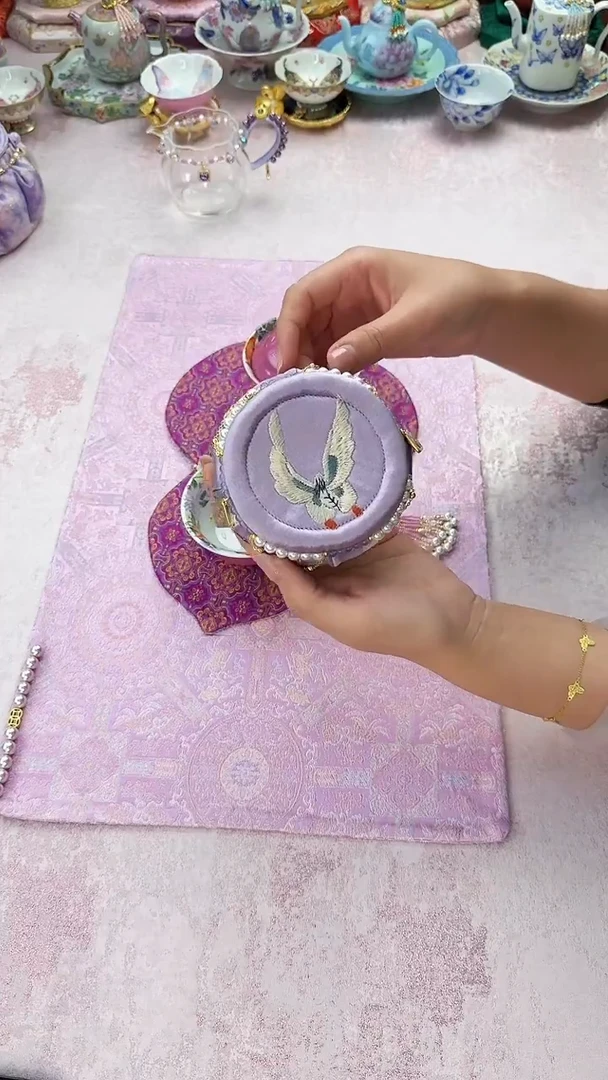 6紫蝴蝶木托 带链条