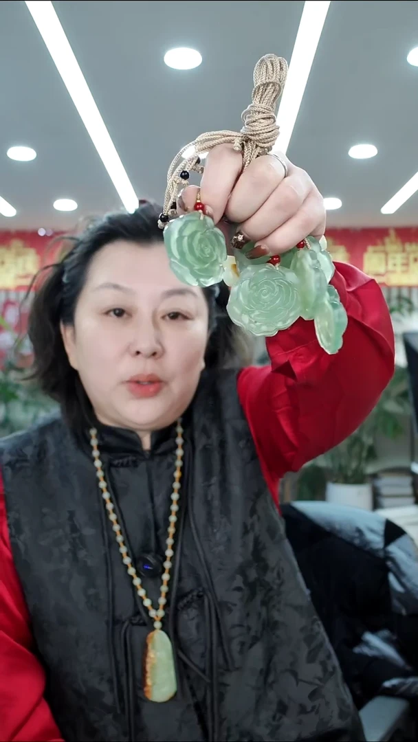 未镶嵌蛇纹石玉吊坠多样式发货随机发一