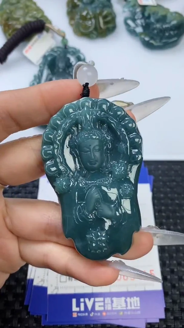 【闪购商品】翡翠颈饰未镶嵌111111111111111