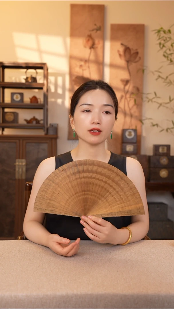 乌木类家具金丝楠枯木苏扇1