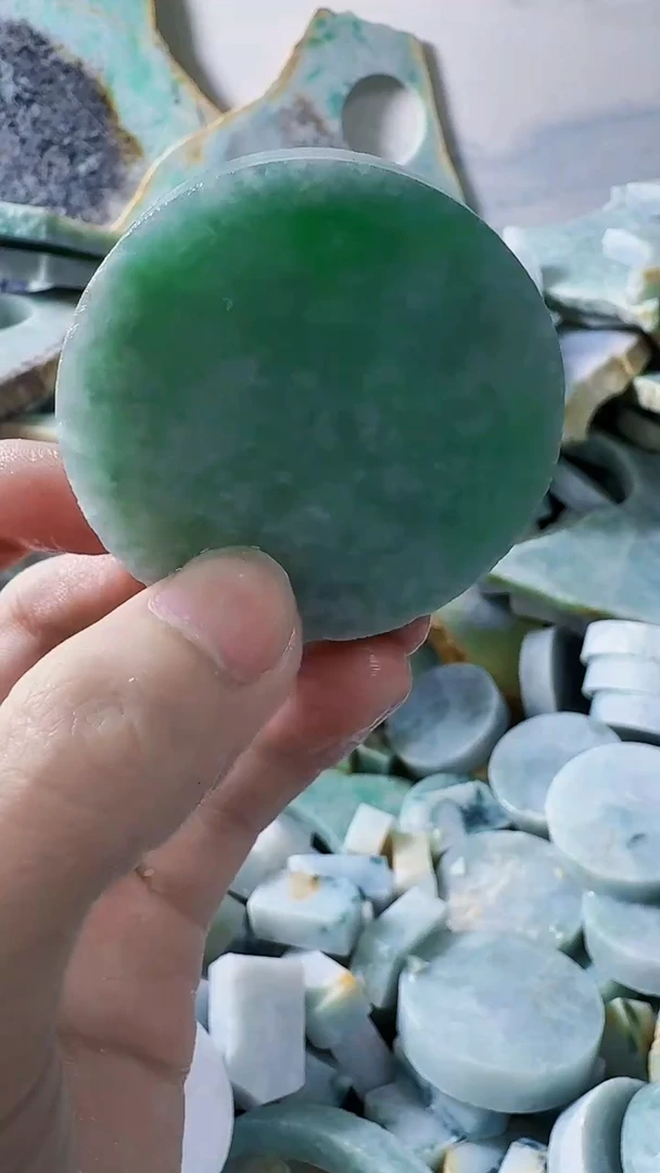 翡翠裸石缅甸翡翠A货文9088