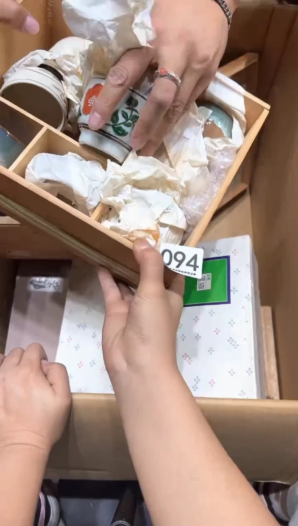 瓷片孑094..........