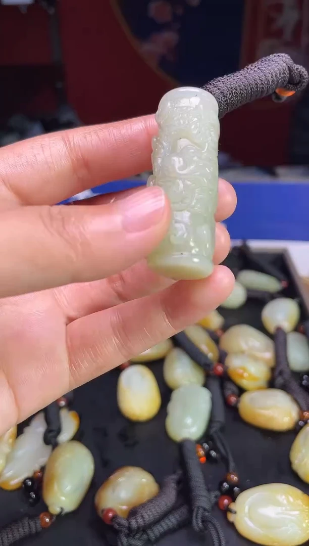 颈饰未镶嵌和田玉123