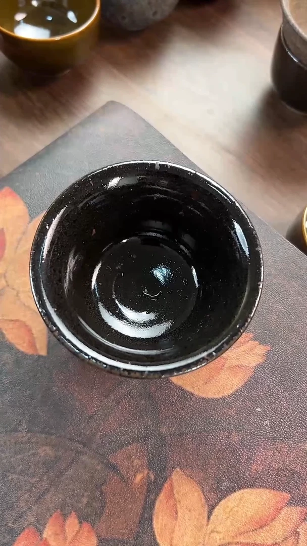 原矿釉黑色主人杯煤窑烧制