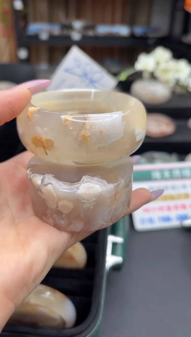 未镶嵌手镯石英质玉A435(58圈赠送镯心)