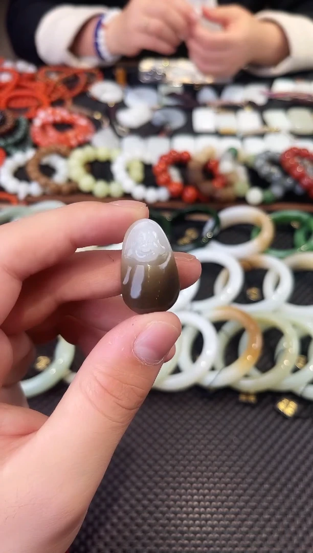 颈饰未镶嵌和田玉小艾多样性发货拍一发一