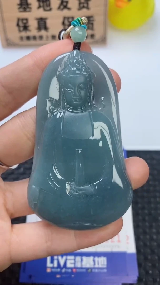 翡翠未镶嵌颈饰
