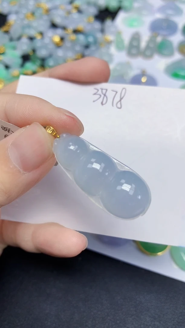 翡翠18K金镶嵌颈饰天然缅甸翡翠A货