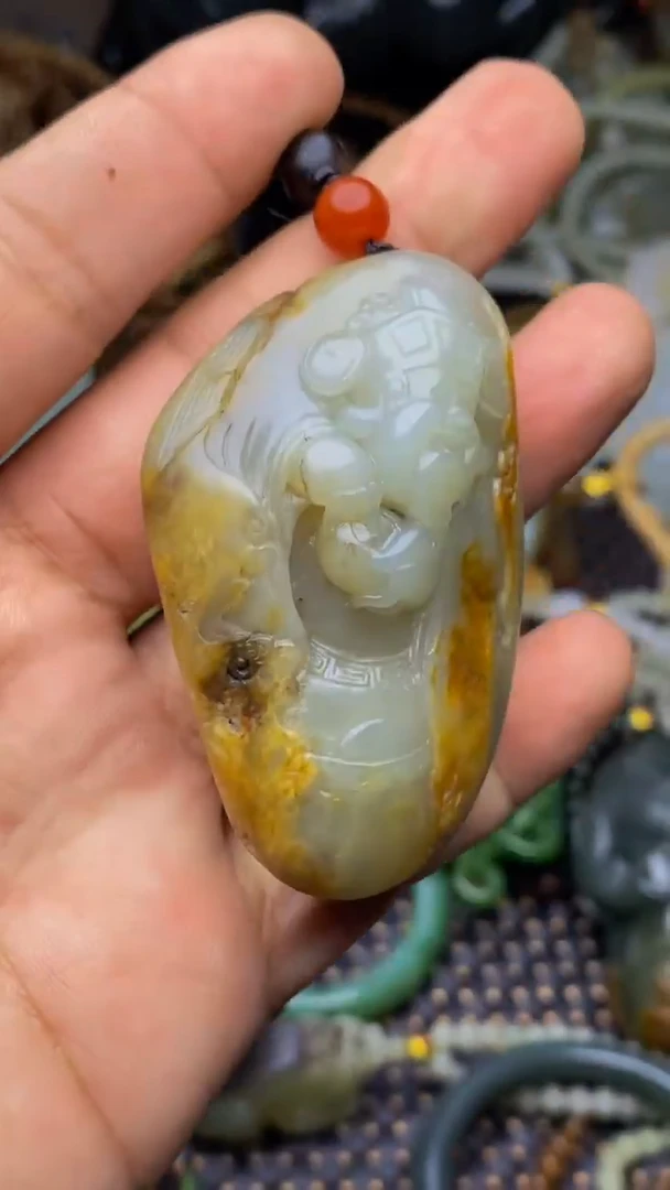 未镶嵌和田玉挂件1