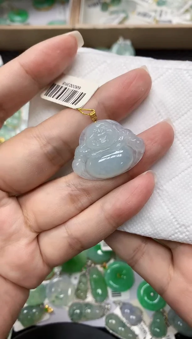 颈饰18K金镶嵌翡翠1111111111