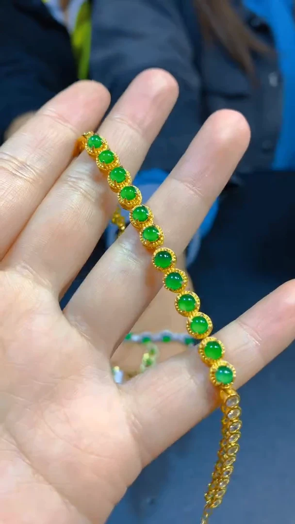 【闪购商品】翡翠手链未镶嵌0095537371多样性发一