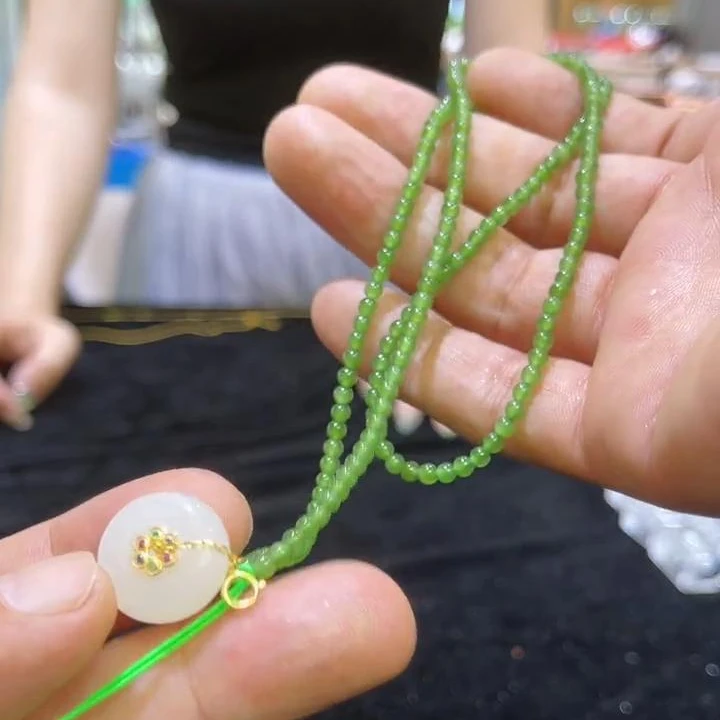 【老郑家】和田玉项链+925银平安扣一套 多样性发1件
