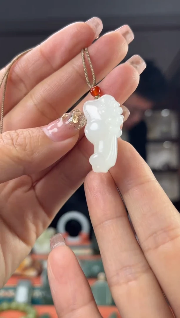 【闪购商品】和田玉颈饰未镶嵌1