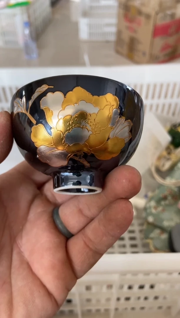 杯无运费险有瑕疵的摄影的产品有使用过的痕迹有点脏介意勿拍