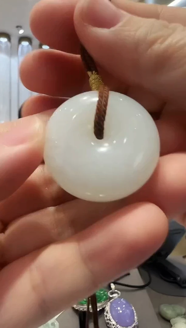 颈饰未镶嵌和田玉【14】平安扣