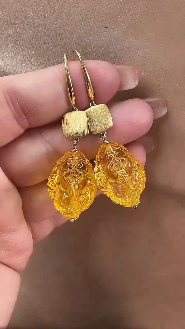 琥珀颈饰未镶嵌项链