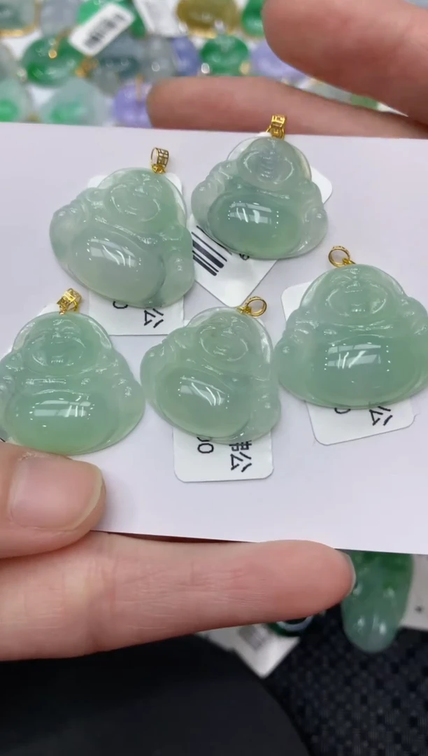 【闪购商品】翡翠颈饰18K金镶嵌11多样性发其一