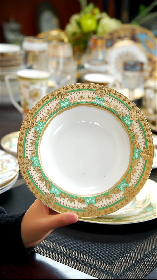 瓷片8.5寸草帽菜盘1个  福利价