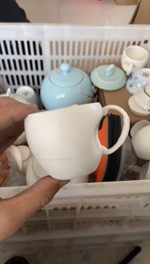 杯无运费险有瑕疵的摄影的产品有使用过的痕迹有点脏介意勿拍