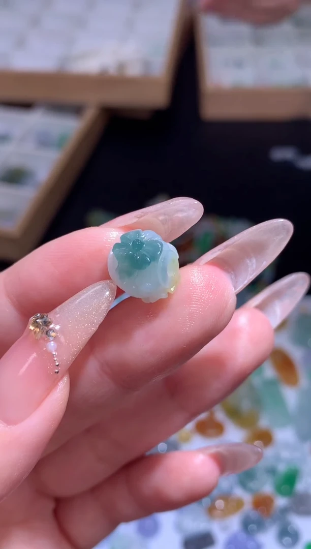 未镶嵌定制翡翠花珠